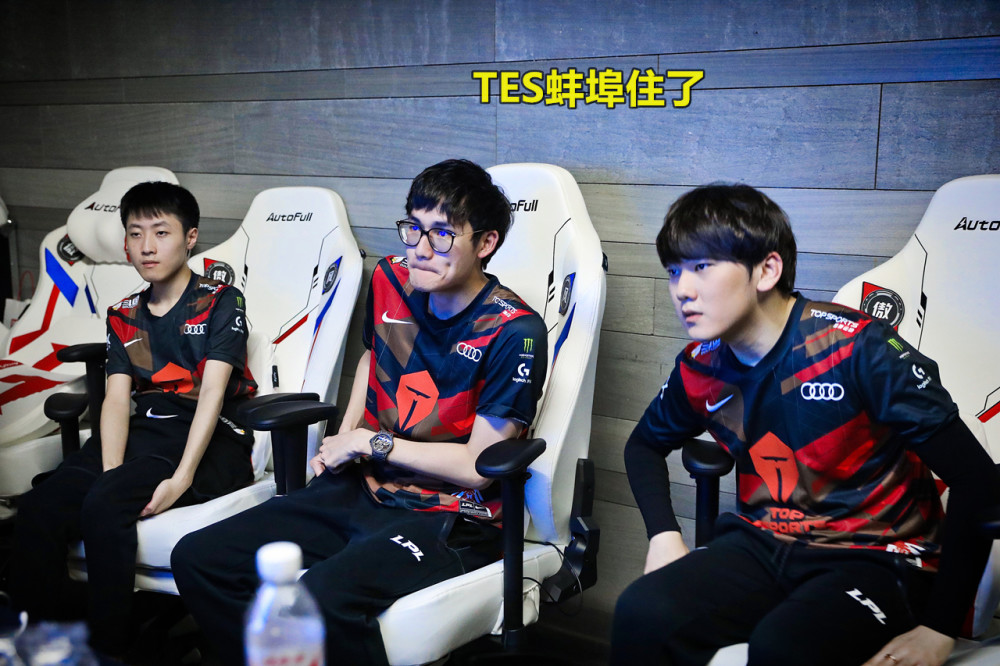 -包含莱万多夫斯基爆冷击败塞尔维亚队，赛事规则更新引爆全场！的词条